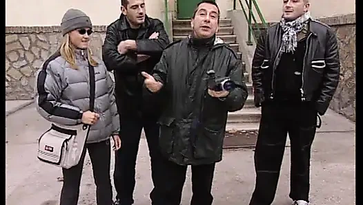 Блондинку-студентку С Ногами Вверх Жестко Трахнул Учитель