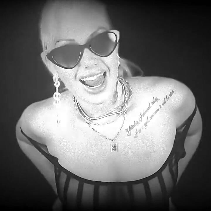 Dont worry - Be a happy gay!