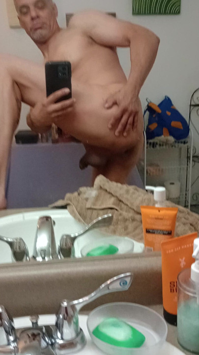 Shower Scenario, with Watchim Takit