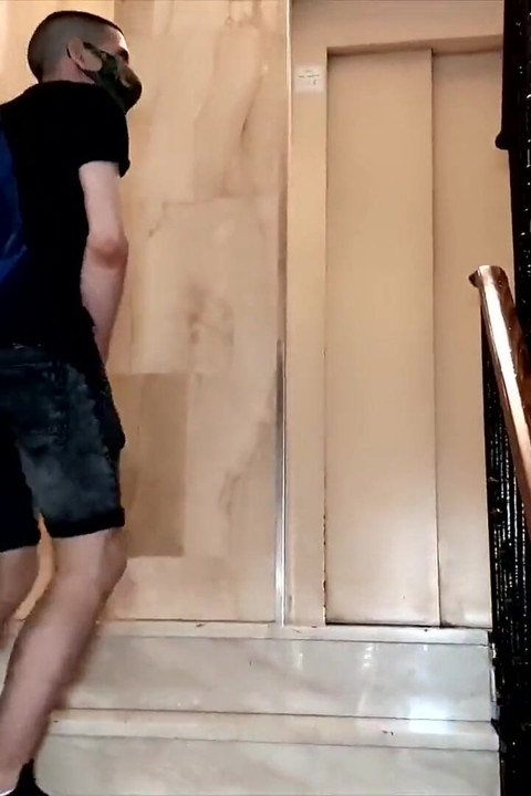 Guy with a big dick fills a lucky ass with cum.
