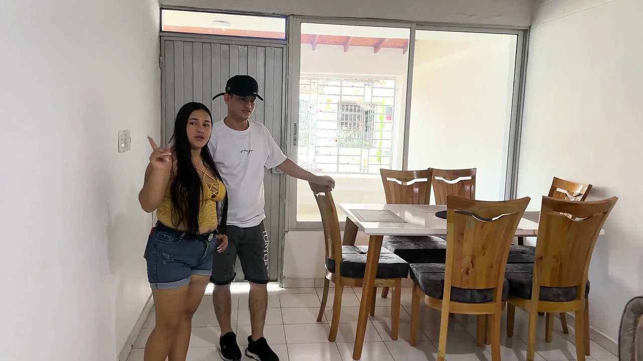 I Fuck My Real Estate Consultant in Exchange for Lowering the Price on My Rent, I Fill Her Pussy with Milk
