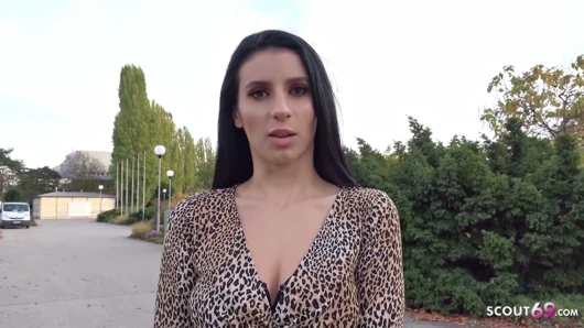 German Scout - nelly si gadis remaja imut lagi ngobrol untuk ngentot di penjemputan di festival asli di Berlin
