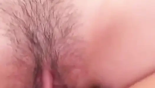 Lulu si cewek mungil asia dientot habis-habisan sampai dicrot di dalam