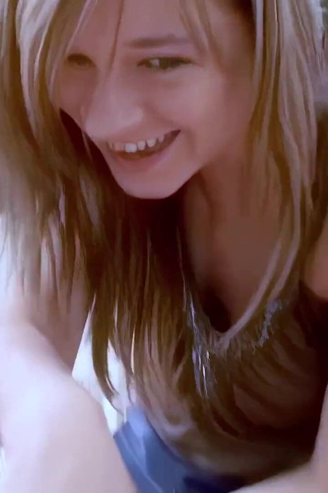 Моніка-Віра: трах на дивані з Монікою Вірою, смачною молодою іспанською дівчиною