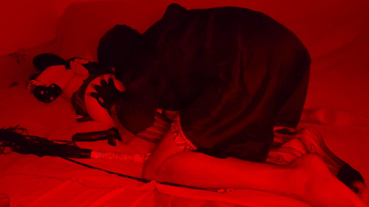 BDSM ואני כנועה לצ'וקו