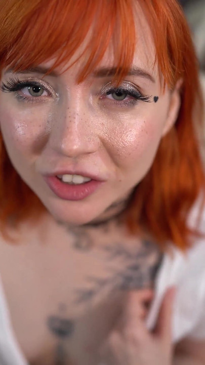 Eva Ray - Getting Distracted