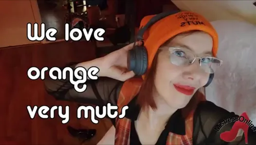 MistressOnline loves orange very much!