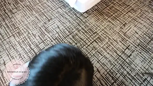 Трахни мою глотку и лопнул на моем лице