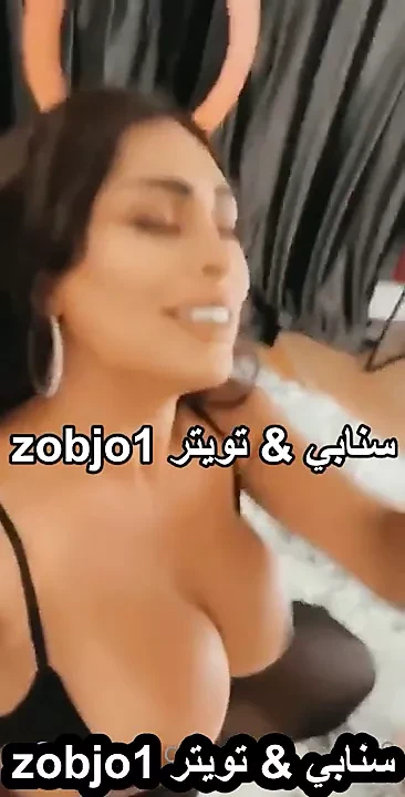 Arab threesome