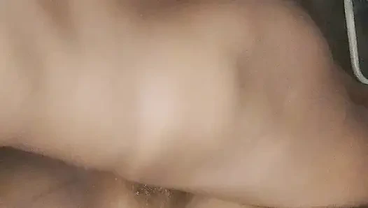 İçine boşalana kadar sıkı amcık sikişi