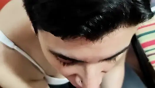 Халтура! Минет и сперма на Her Frankfurter! (и черные джинсы)