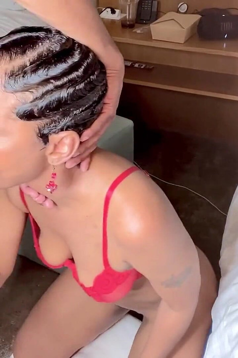 Eating Ass/gagging/deep Throat