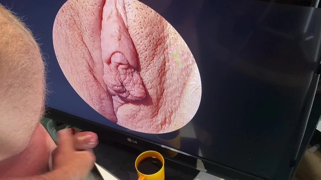 Veronica Shows Clit to Help!
