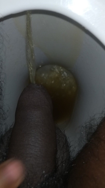 Tiny dick pissing