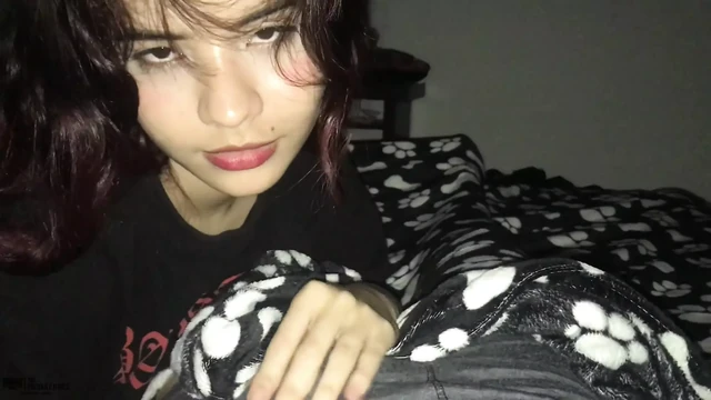 My roommate riding my cock in the morning - Porn in Spanish