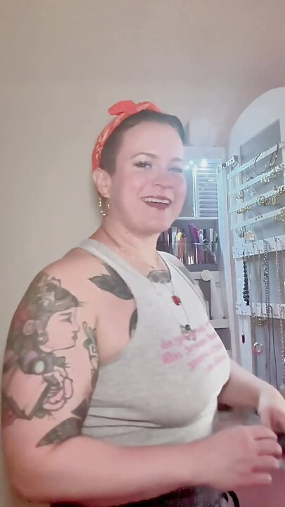 POV: Girlfriend Does Your Makeup for Date Night