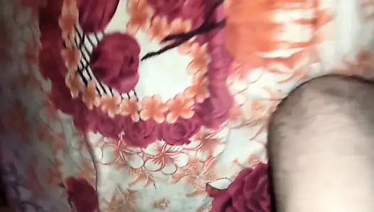 Ägyptischer arabischer cuckold-porno mit riesigem bbc vor ehemann