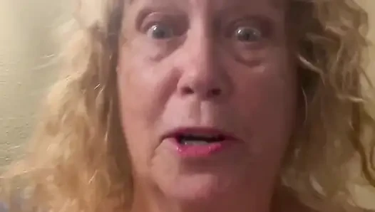 Shaved Pussy Ready for Cruisin and Your Lips