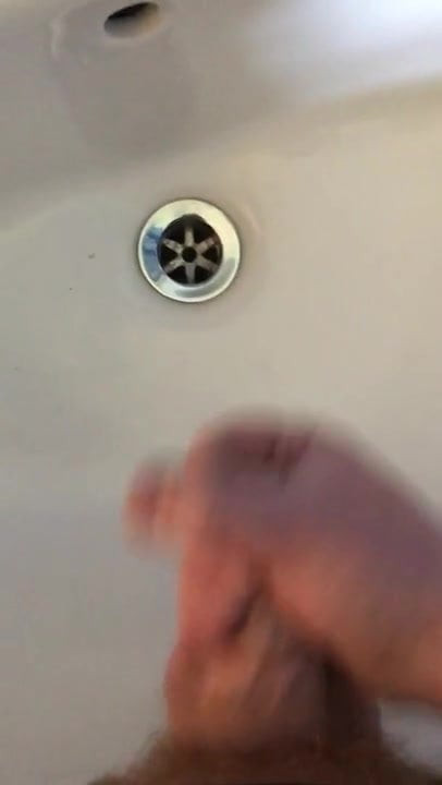 Wank till cumshot at work