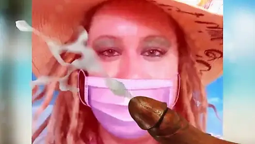 Kendi dölünü yemek için büyüleyici