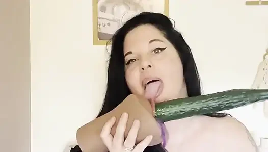 Asla hayır demeyen delikler