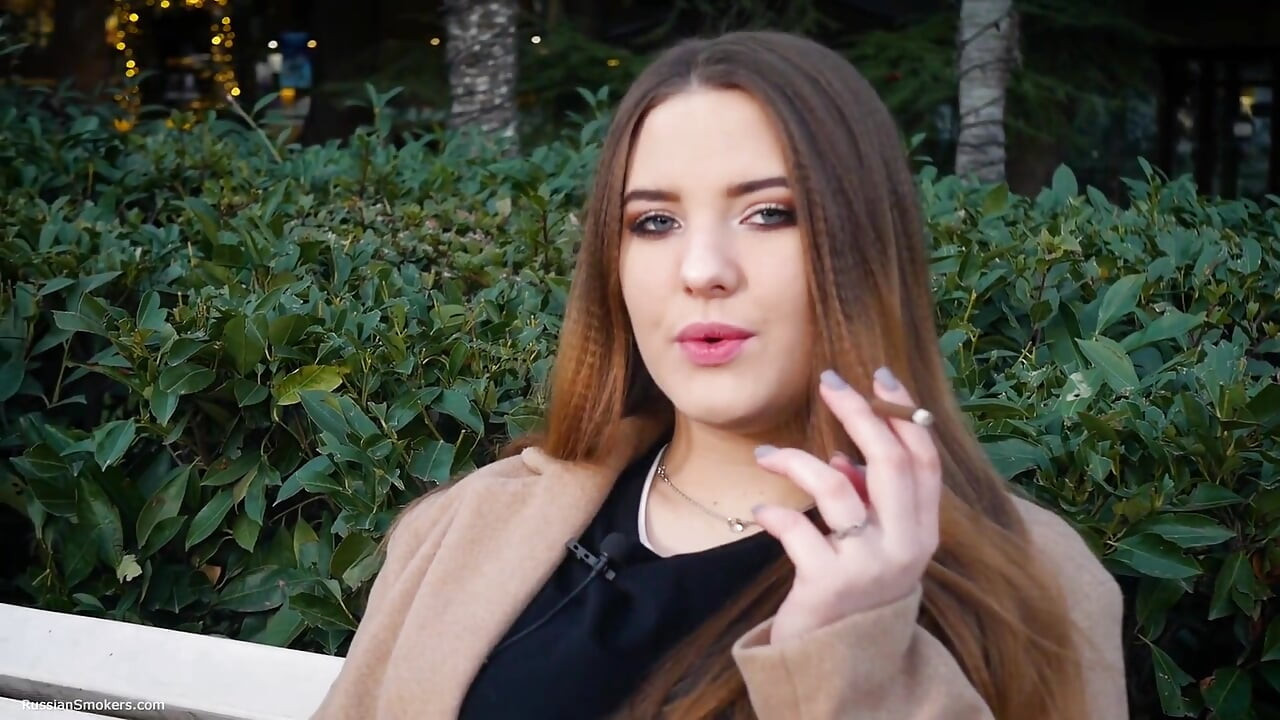 Russian Girl Spends Her Lunch Break Smoking 1 Cigs