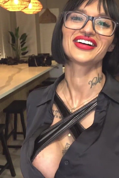 Petite Babe with Huge Tits Candy Scott Rims Keiran Lee Till Cumshot on Glasses
