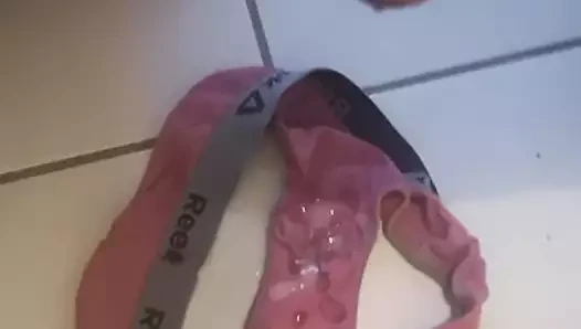 külot üzerinde twinks