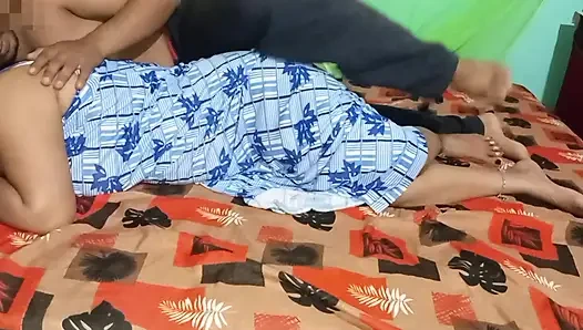 Bhabhi cantik India romantis baru.