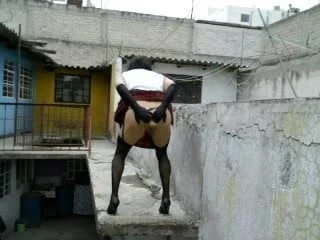 Con la macana dentro y fura de mi