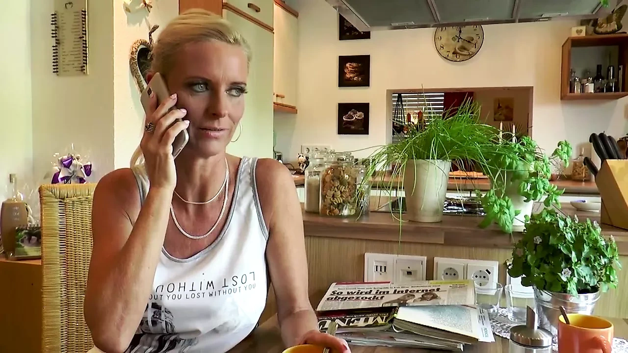 Nachbarinnen（全高清电影 - 原始版本）