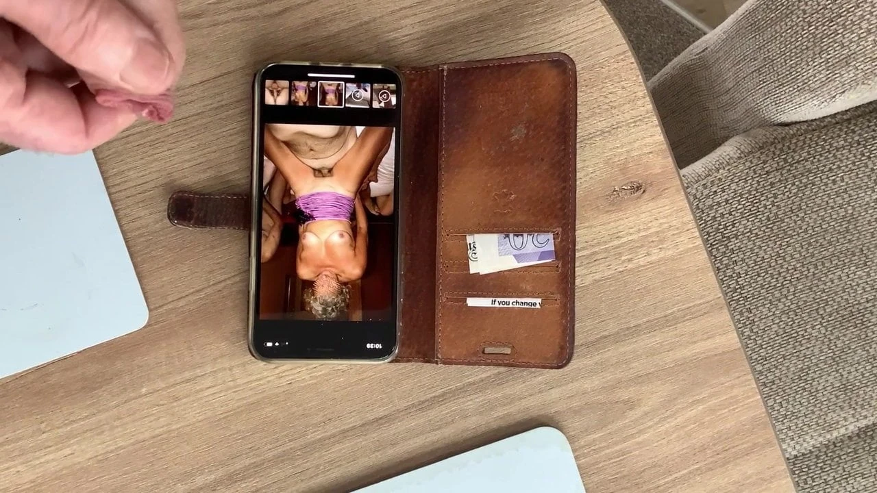 Tưởng nhớ q