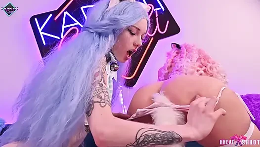 İki kedi ve tüm deliklere çift dildo