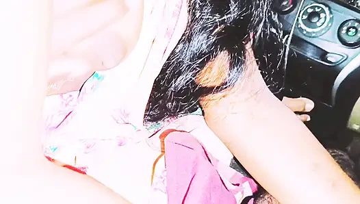 Hintli arabada seks pembe sari yenge erkek arkadaşıyla sikişmeye çalışıyor. Telugu Firty Konuşuyor.