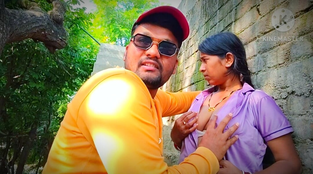 رجل مجهول ، وبهابي ساخنة في الهواء الطلق ، في الخارج يستمتعون - ثدي بهابي ساخن يشعل صبيا صغيرا ومثير مونينج.