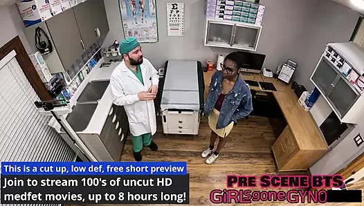 Fisik pintu masuk Universitas Tampa - daisy Mynx
