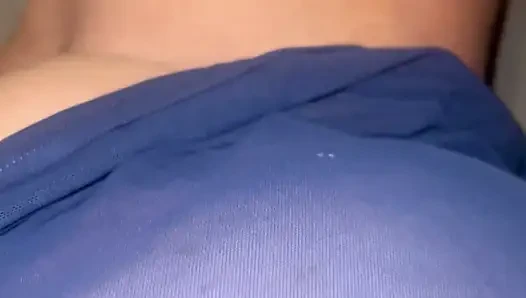 Cum on my wife’s feet as she masturbates