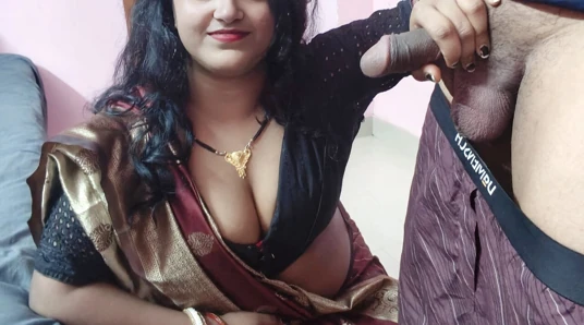 Dost ki biwi ki moti gaand me lund dal ke uski chikhe nikal diya