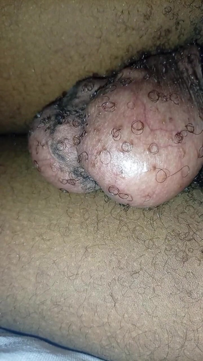 أغني بصوتي الغليظ