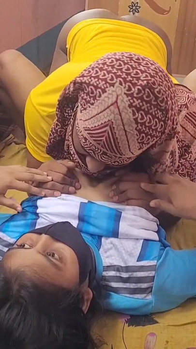 Viral sexy video with a stepcousin (Bangladesh, Argentina, Brazil) | Clip 1