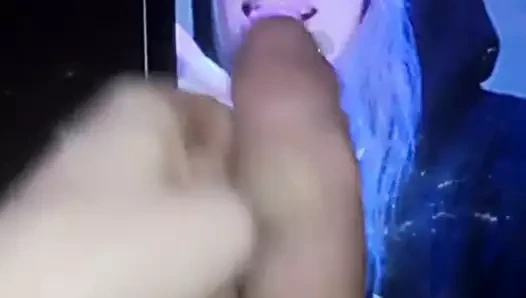 Billie'nin muhteşem yüzünde cumming