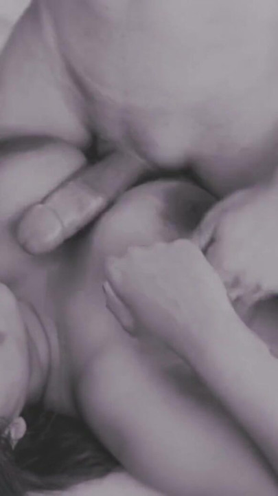 Akash n Tejswini în hotel spectacol complet nud | Clipul 1
