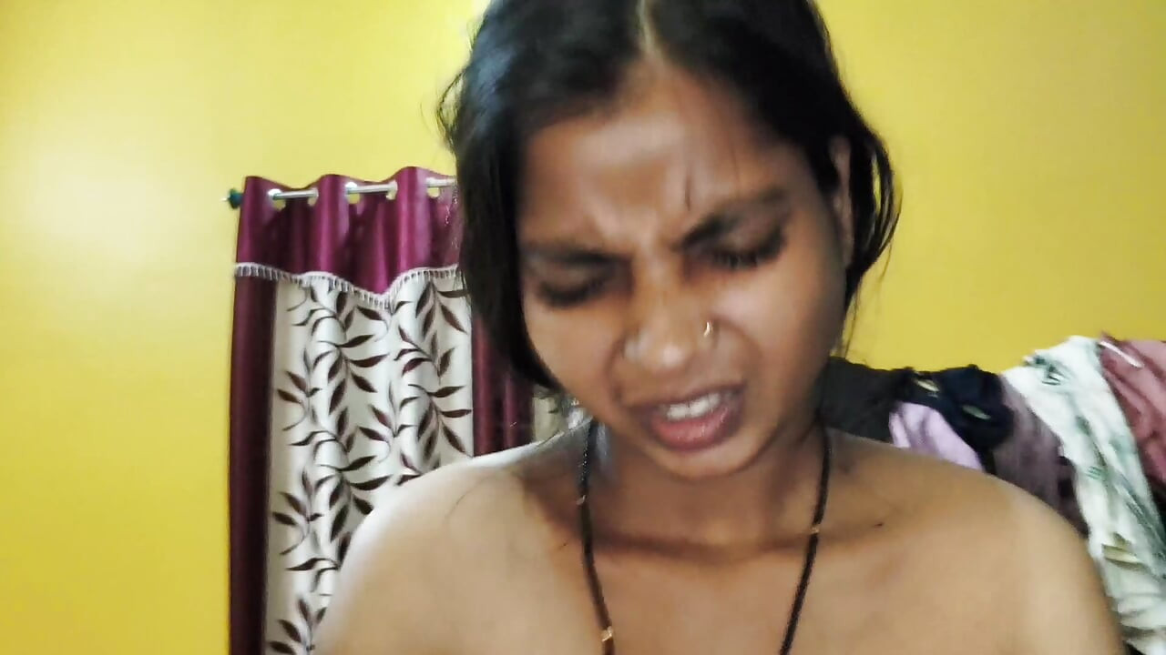 Beautiful girlfriend my bedroom Fucking real homemade sexy videos in Hindi