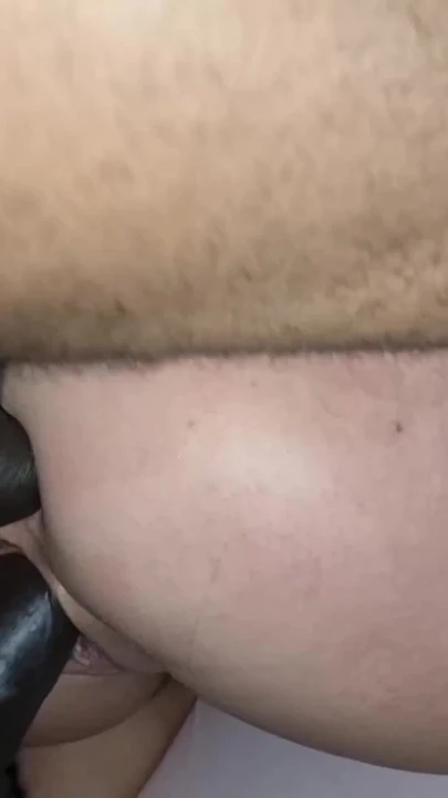 2大黑摧残Martina Smeraldi的所有小穴 - 双洞齐插 | 短片 1