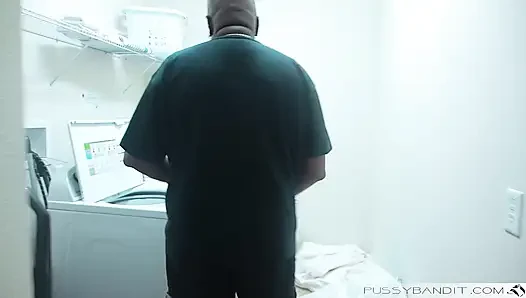 Сперма в заднюю комнату