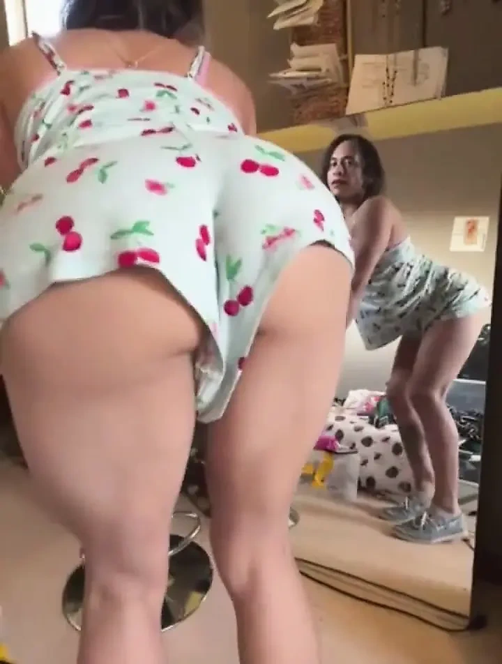 Twerking in My Cherry Pjs