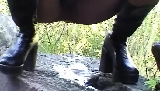 Outdoor Pissing with Bitch