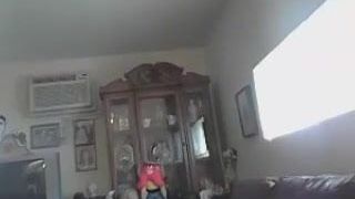 Ayah tiri berbulu bogel dalam kamera