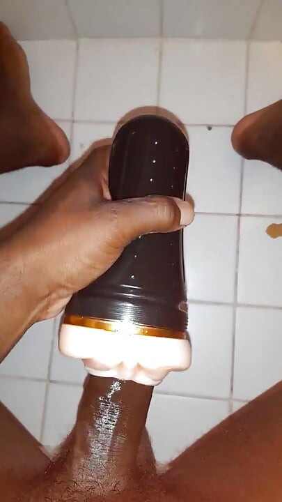 Jerking off S11 E9