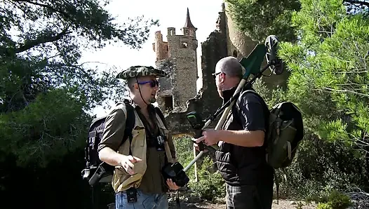 Strong boinked fuckhole of Lusty Chica pink slit looks little full of sperm